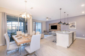 4993FP TOWNHOUSE 4 BEDROOMS & 3 BATHROOMS + POOL